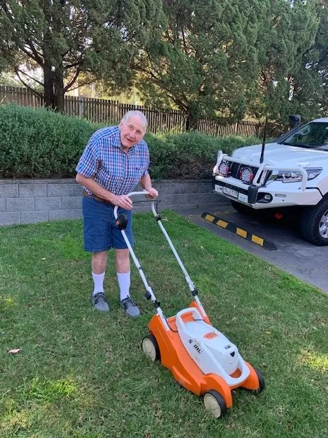 DARE-SIL-Stephen-Blackman-Mowing